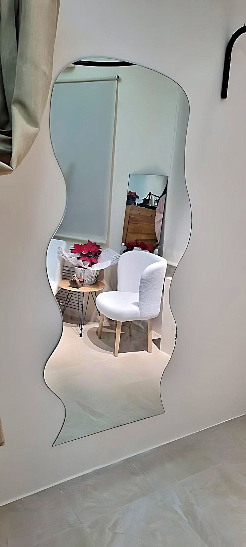 зеркало-волнообразной-формы-новороссийск Анапа Геленджик Крымск